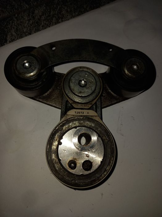 Натяжник ремня 2.0 HDI Hybrid C C4 II, C5 III
Peugeot 508, 3008, 5008