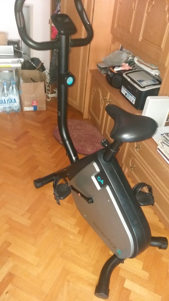 Sprzedam rower w stacjonarny Domyos Essential w super stanie