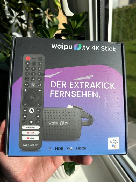 Odtwarzacz multimedialny Waipu tv 4K Stick z pilotem czarny TOMI-TECH