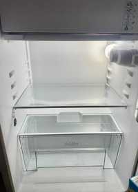 Однокамерний холодильник SHARP SJ-U1088M4S-UA