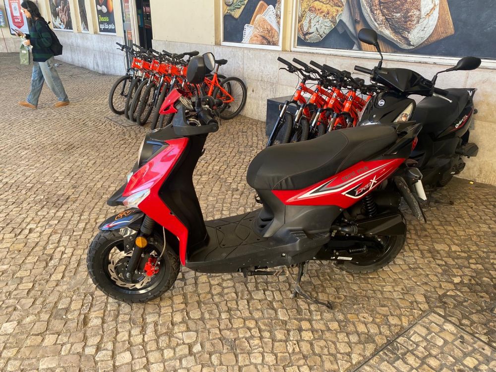 Sum symphony 50 Cc otimo estado