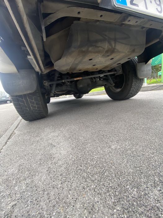 Nissan Terrano 2.4i 4x4 7 Lugares 1dono