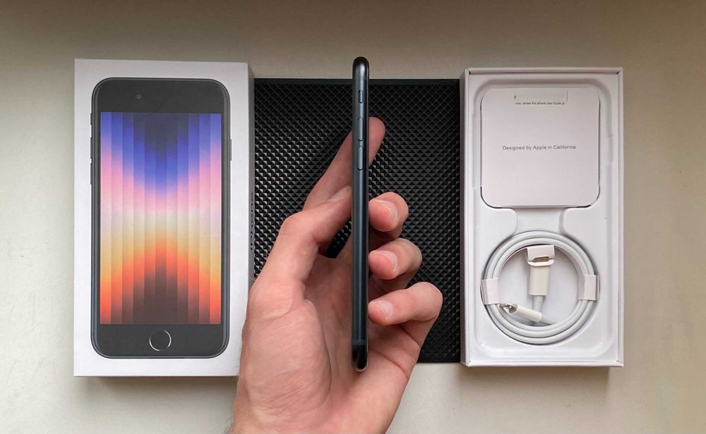 НОВЫЙ - iPhone SE 2022 - 128 гб - 100% АКБ - NEVERLOCK - MIDNIGHT