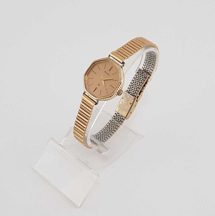 Damski zegarek BULOVA - kwarcowy - ośmiokątna koperta