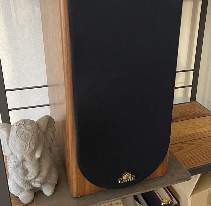 Kolumny glośnikowe Castle Knight 2