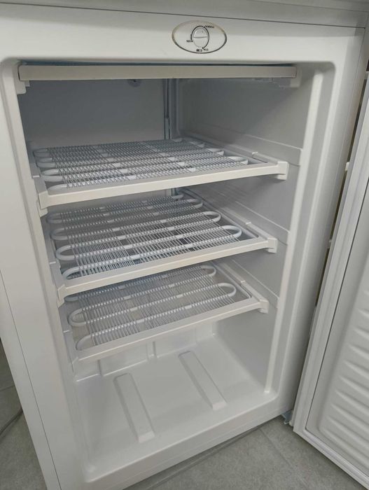 Arca Vertical KUNFT Kuf2532 Wh (Estático - 85 cm - 85 L - Branco)