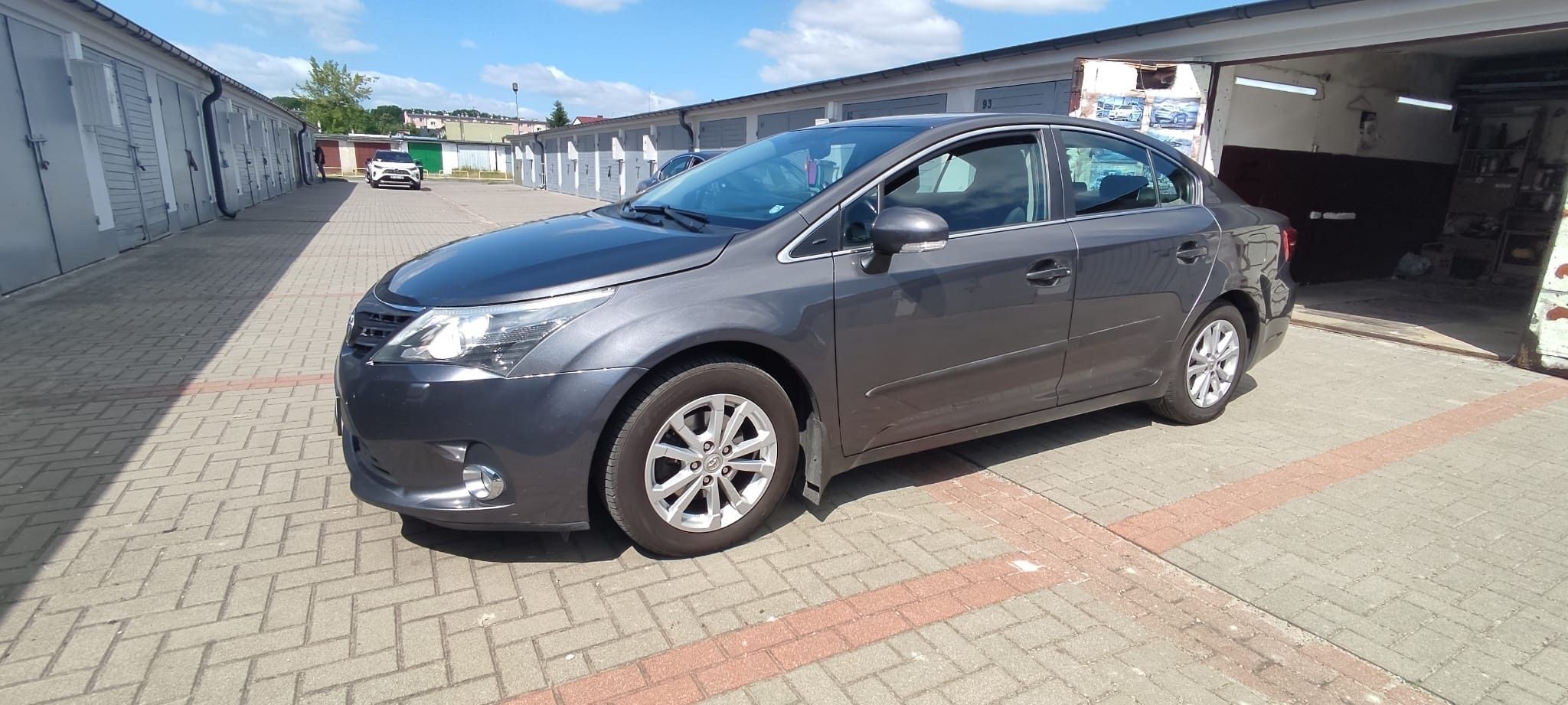 Toyota Avensis Sprzedam Toyota Avensis 1.8 benzyna
