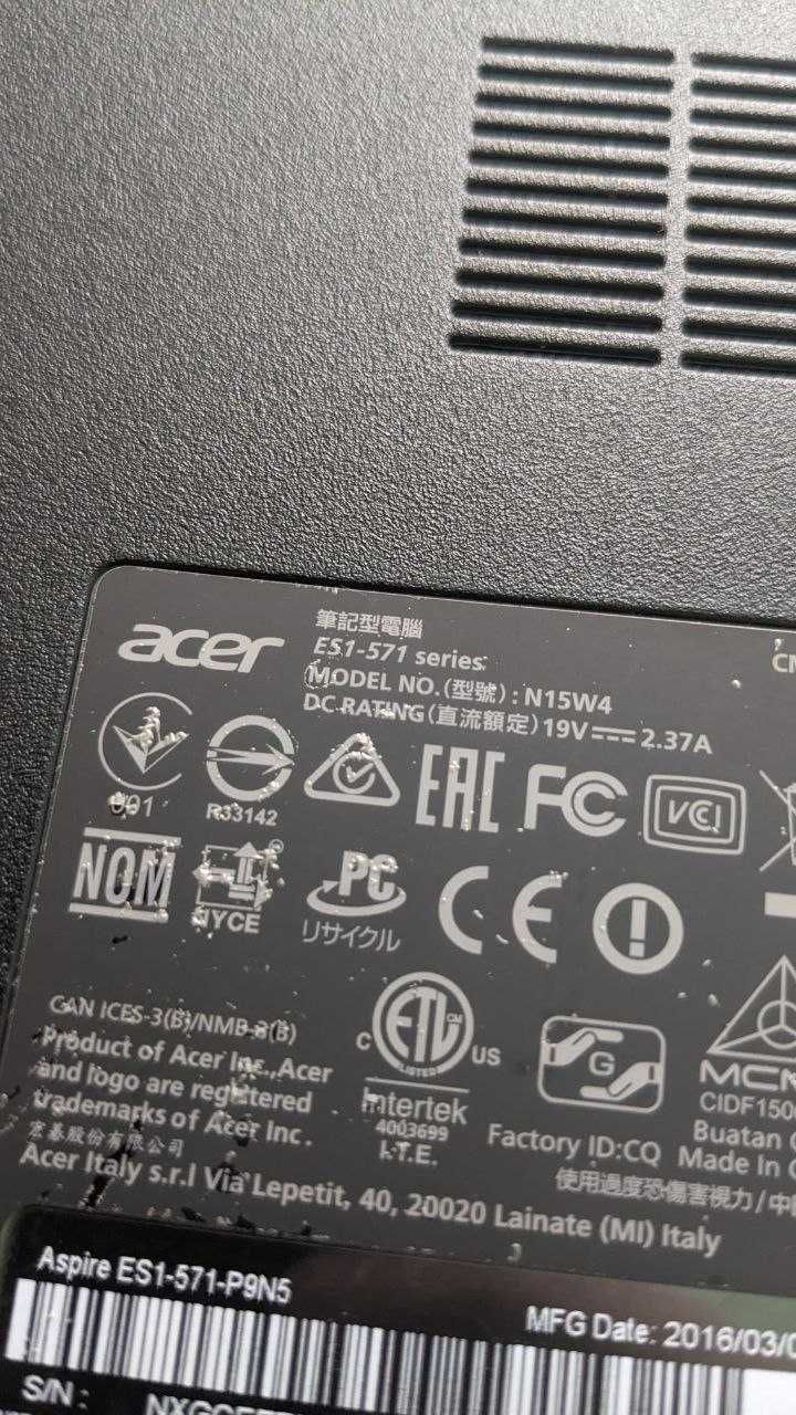 Ноутбук Acer Aspire ES1-571