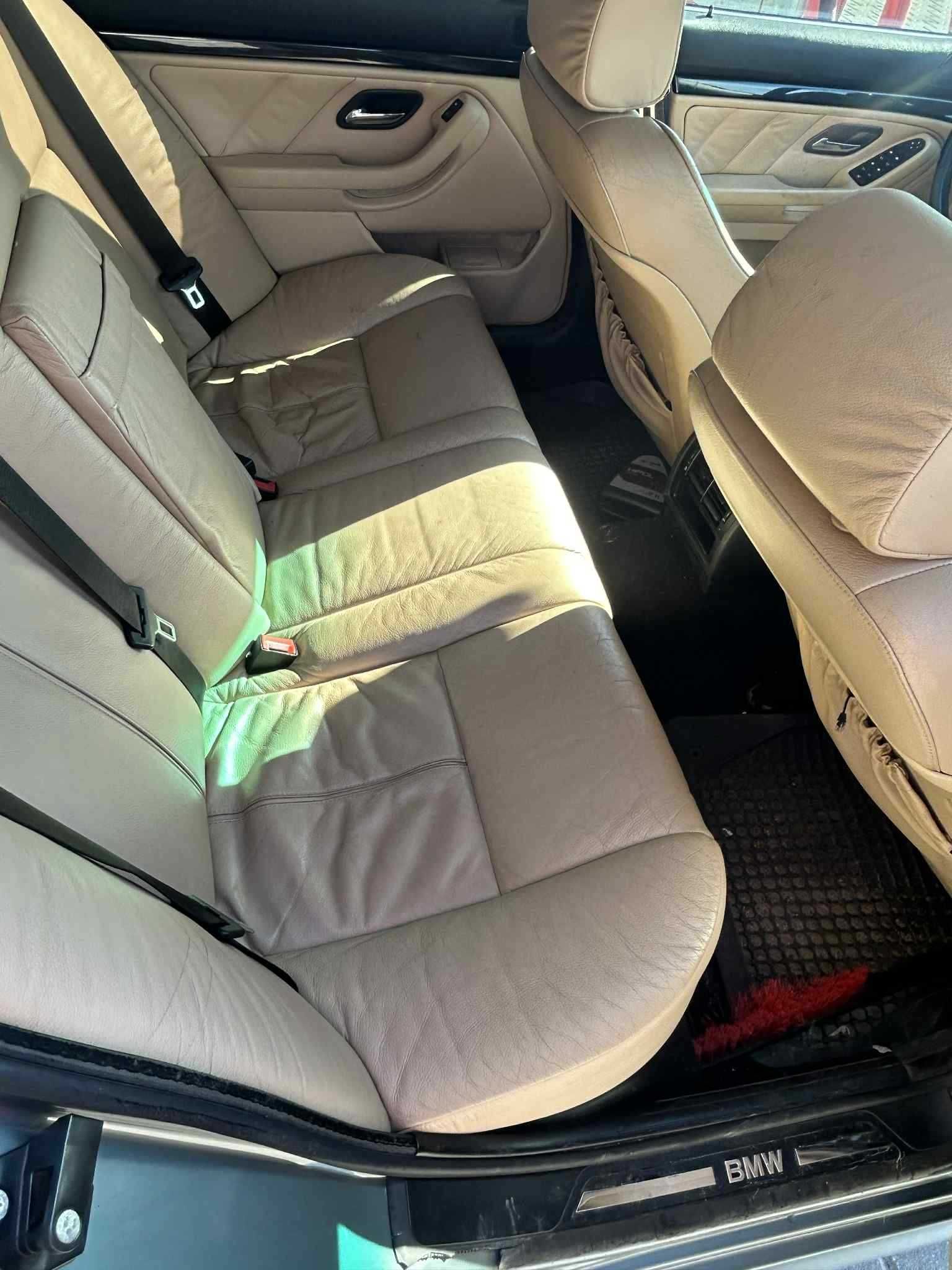 BMW E39 525d 2002 manual