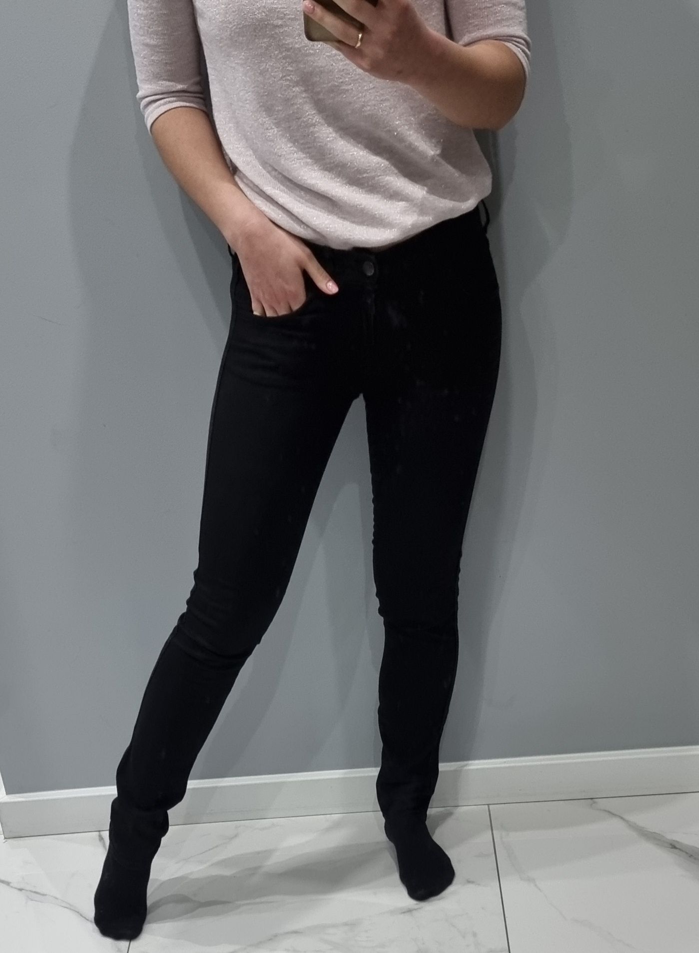 Spodnie czarne denim