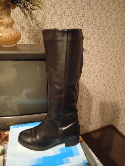 Зимние сапоги продам