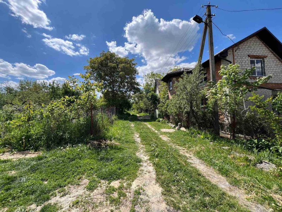 (8) Продається земельна ділянка в с. Лука-Мелешківська 9890