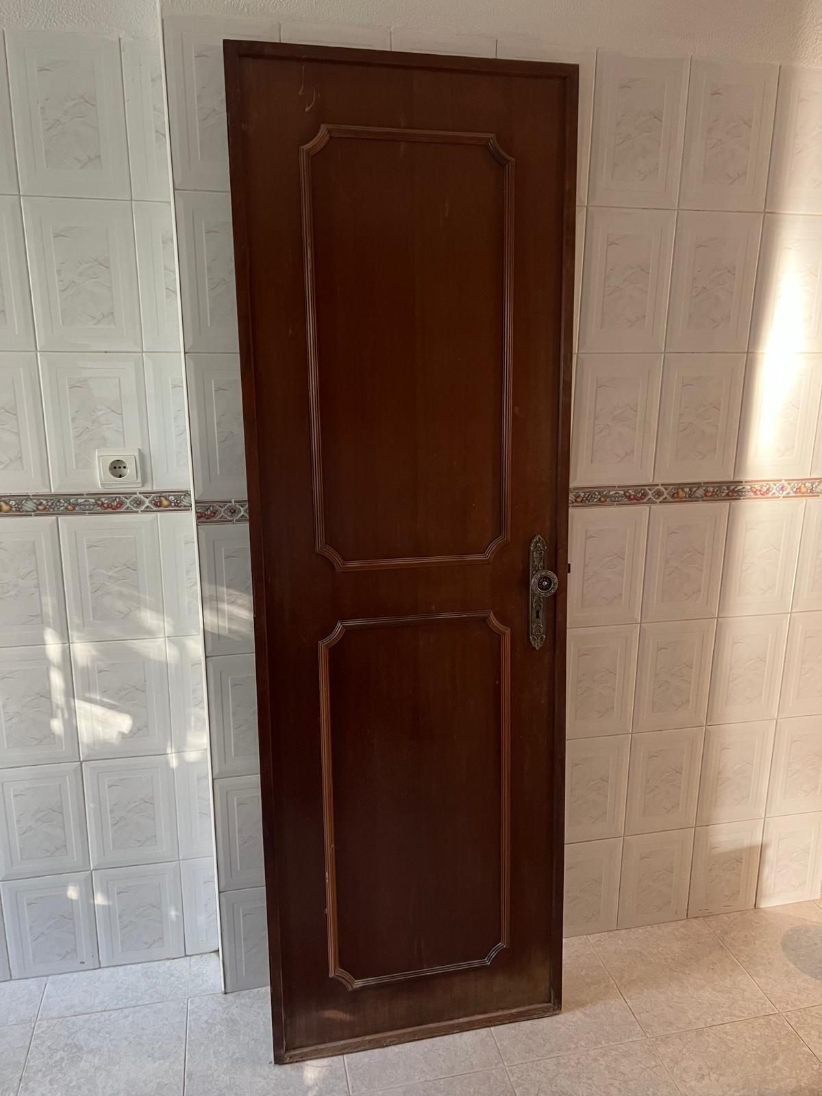 Portas interiores em madeira