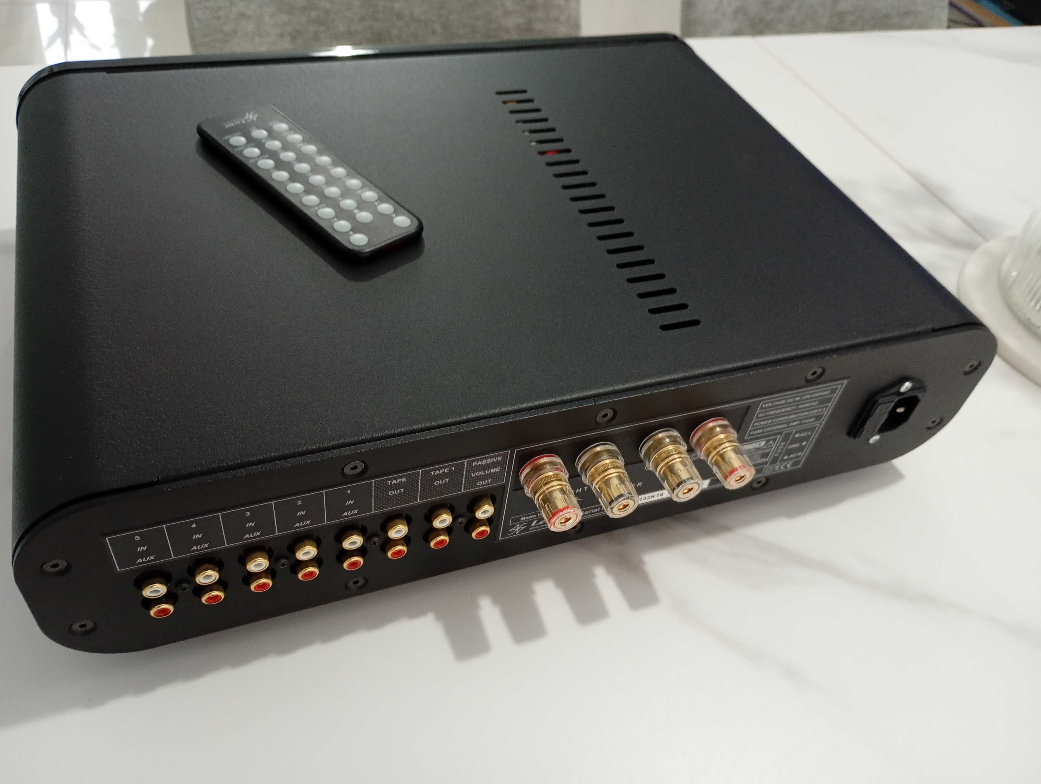 Lector ZAX 70 wzmacniacz zintegrowany