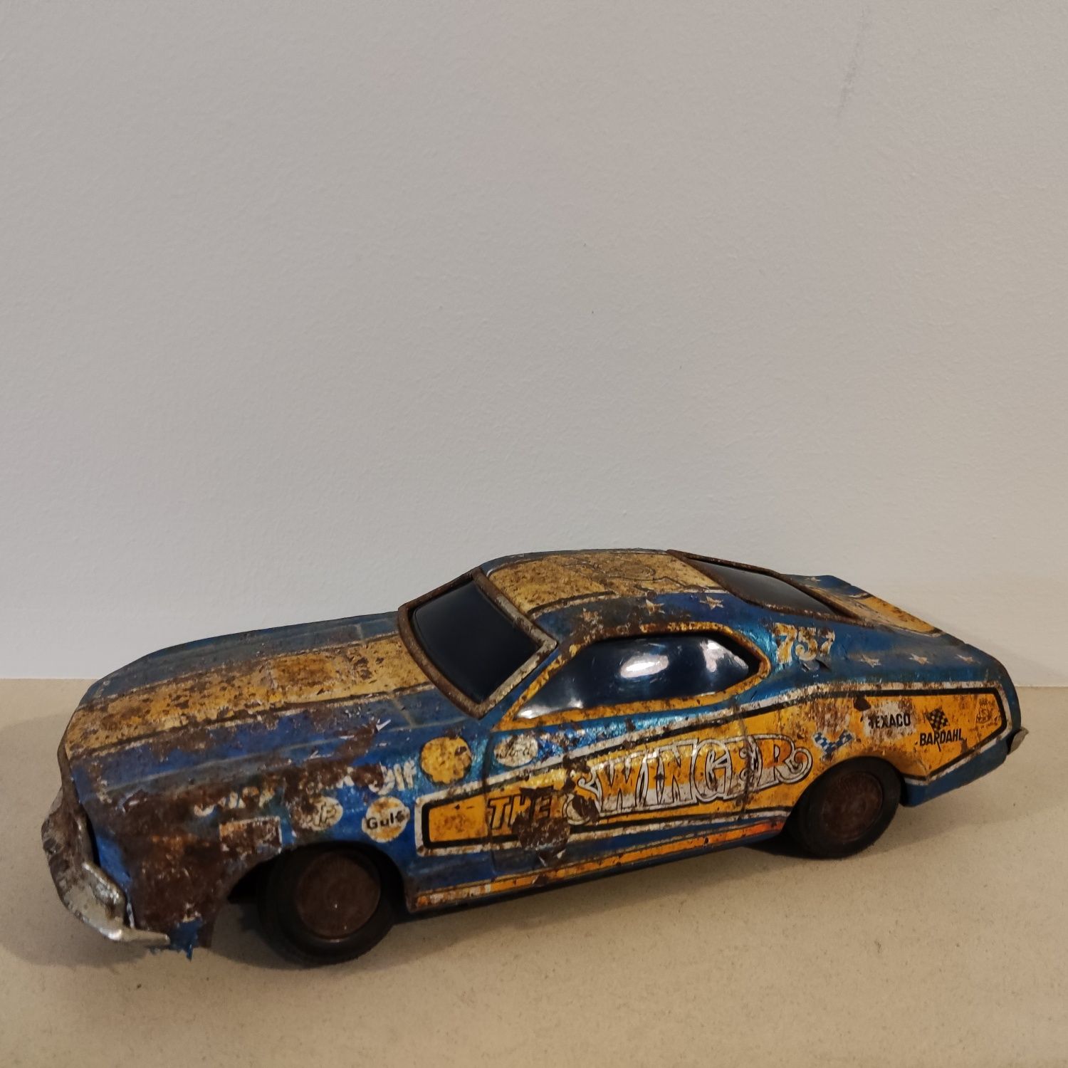 Brinquedo, Carro de Lata antigo - Raro Mustang Azul Swinger TIN TOY
