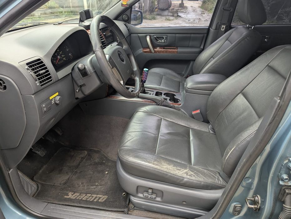 КІА Соренто ( ддя військових)