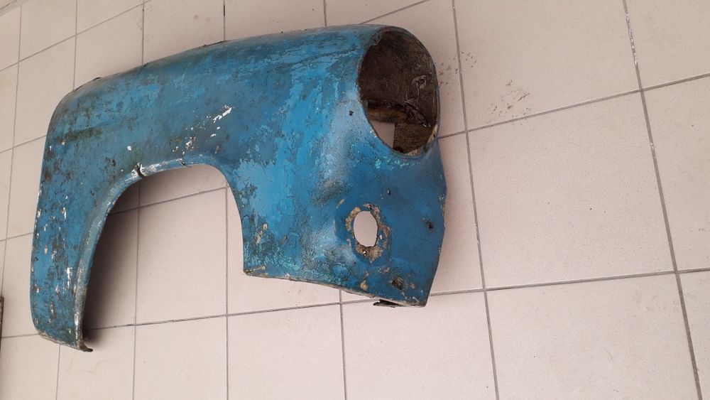 Крыло правое на Москвич 402.самоделка тех времен