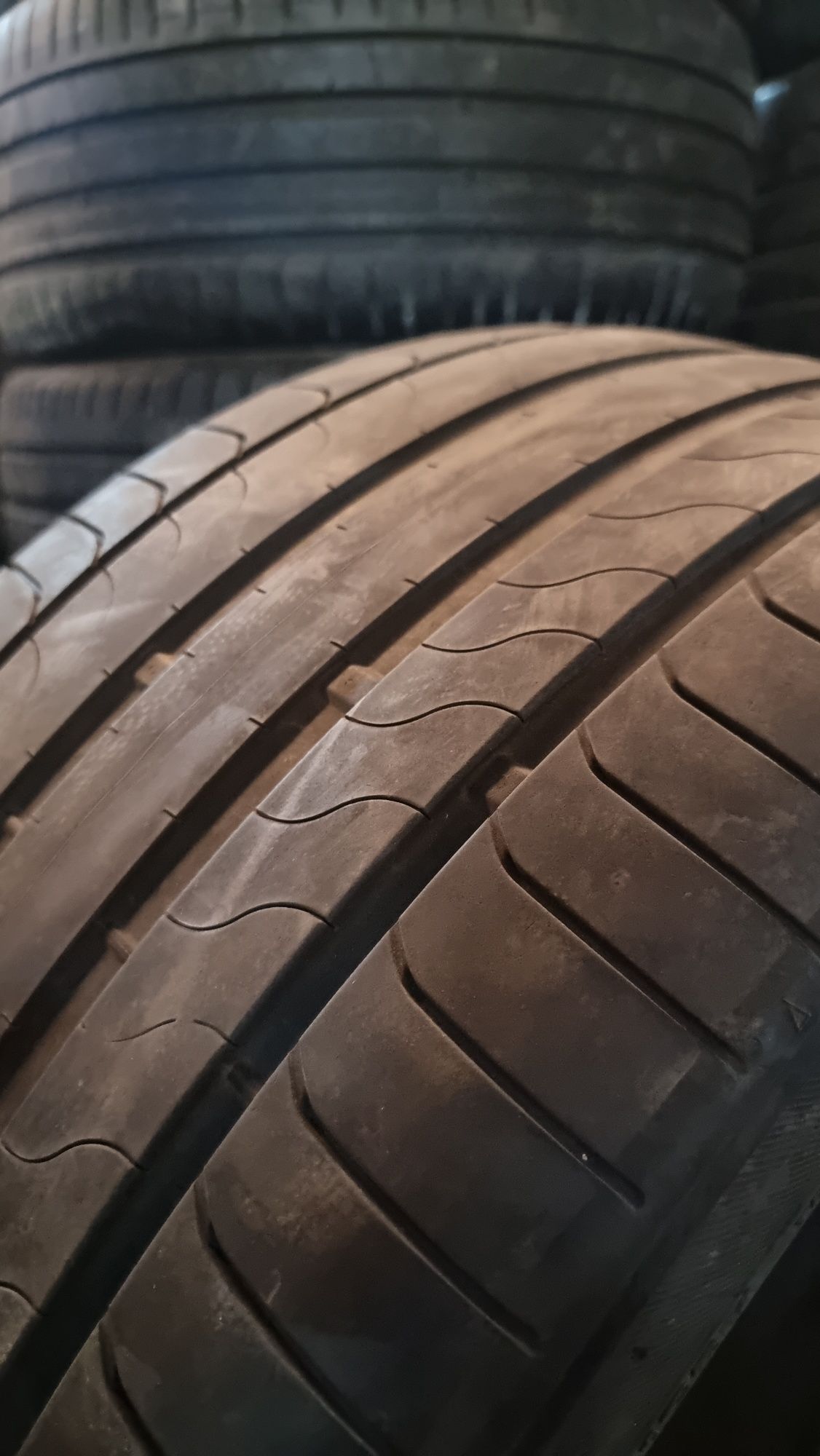 285/35 R21 Bridgestone Turanza 6