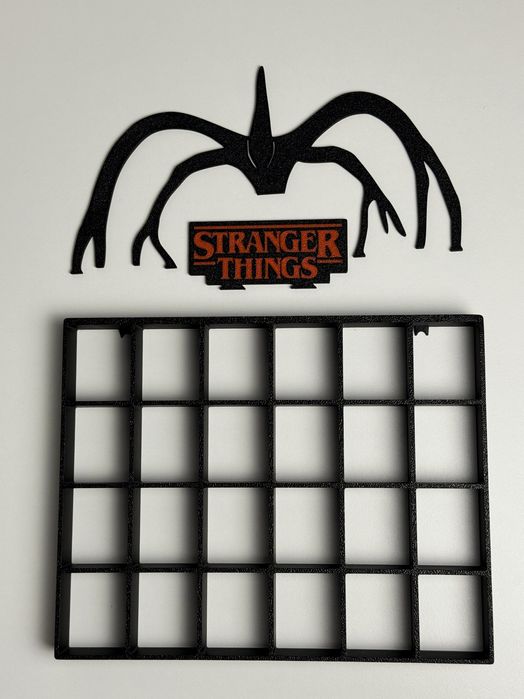 Expositor Stranger Things Funko Kinder Joy