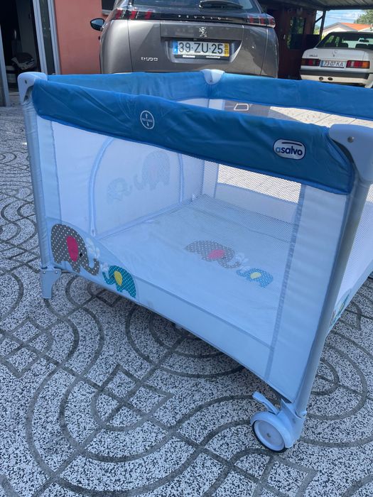Parque infantil/cama viagem asalvo
