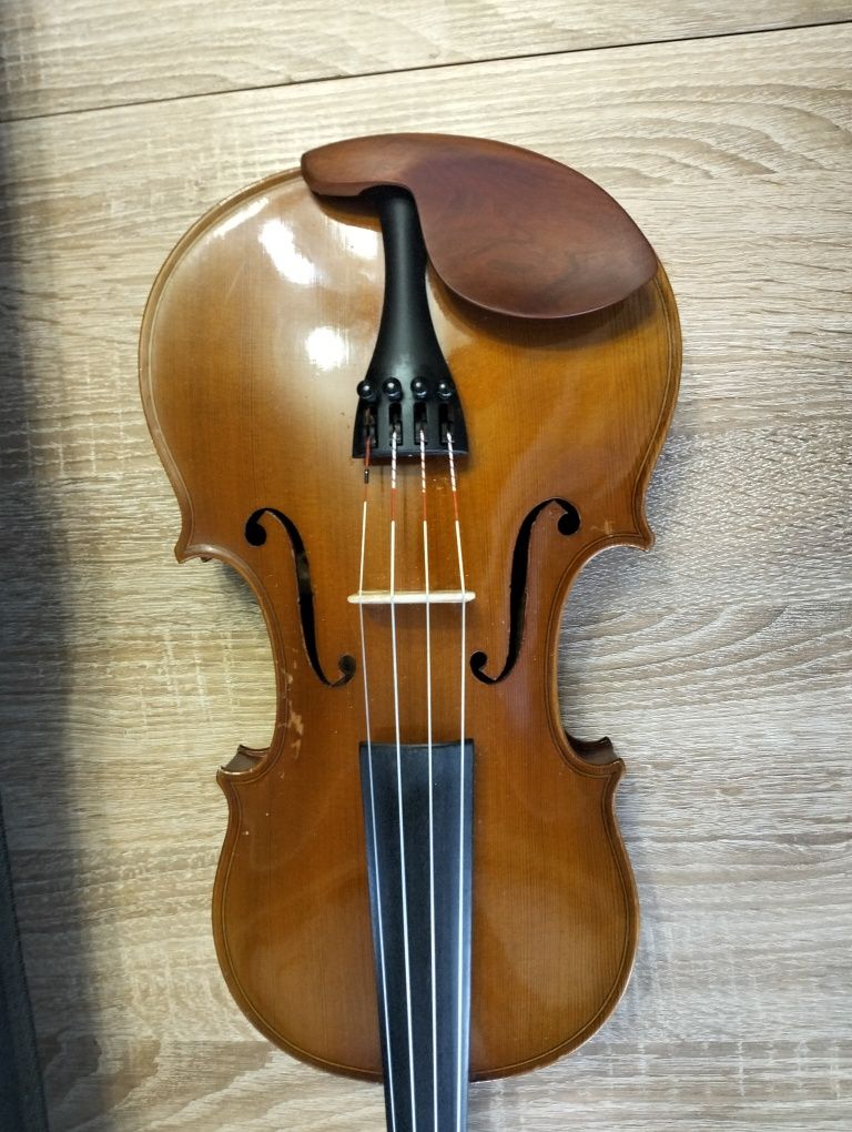 Skrzypce.     4/4