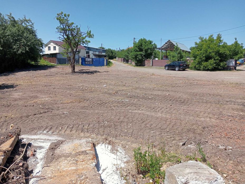 Виробнича площадка від 15 сот та будівлі