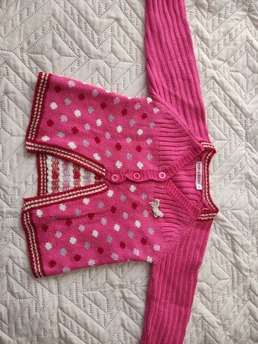 Sweter akrylowy rozmiar 80-86.
