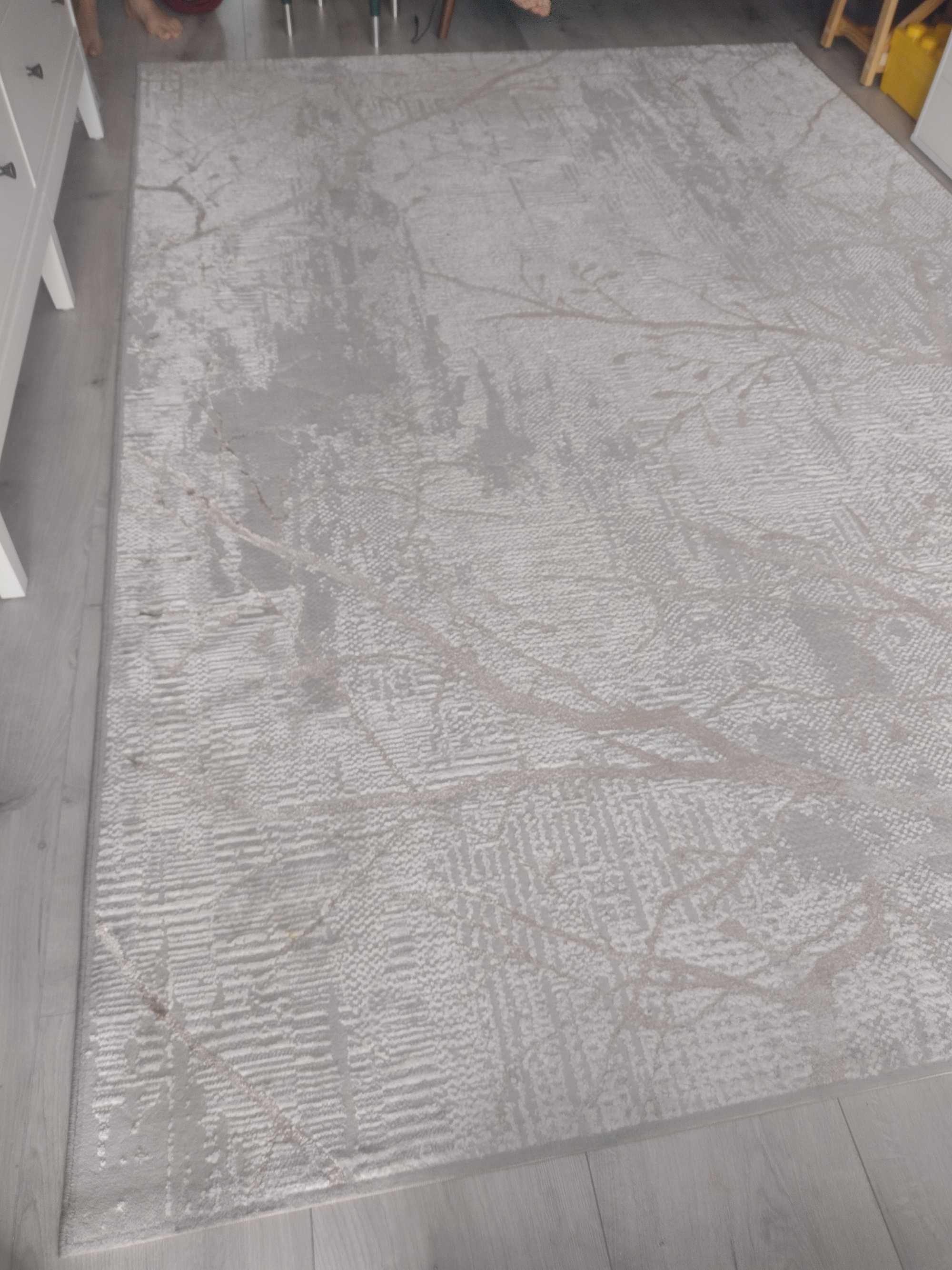 Dywan duży 2x2.9 m