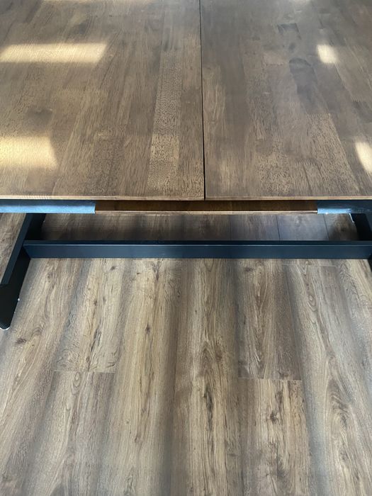 OKAZJA! Nowy stół z drewna kauczukowego, rozkladany