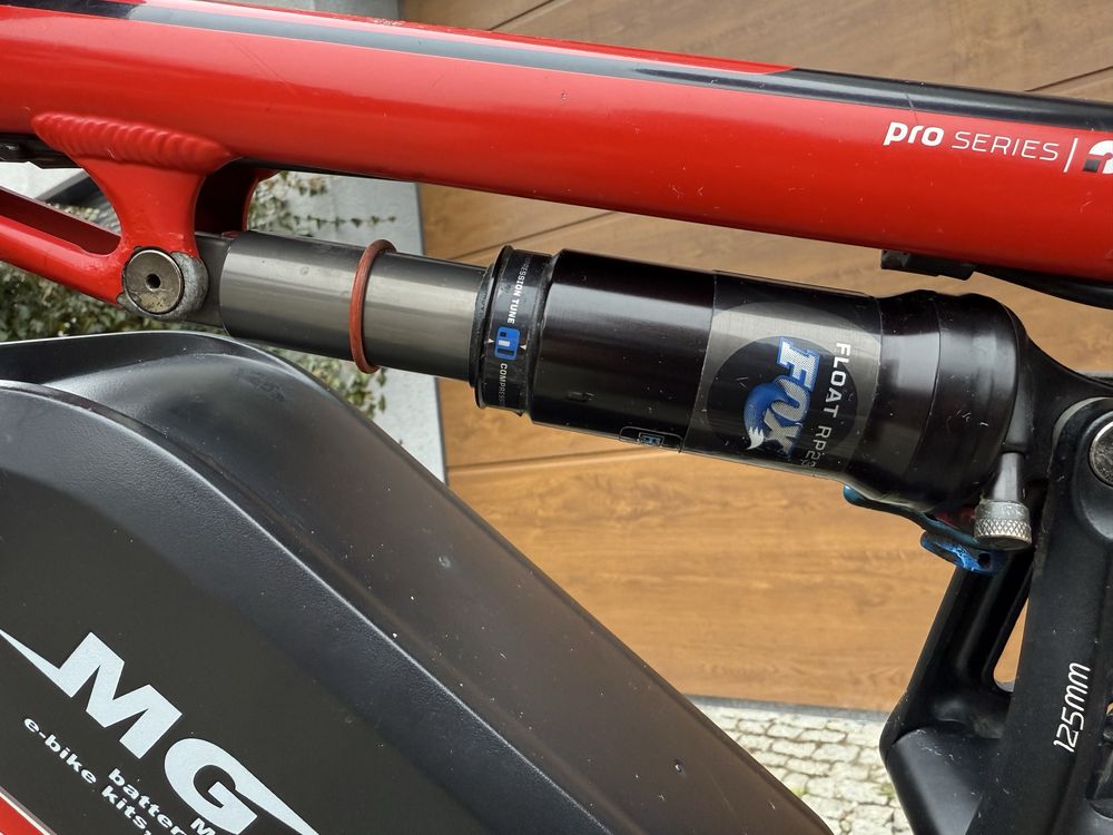 Rower MTB full Cube AMS 125 Pro XT