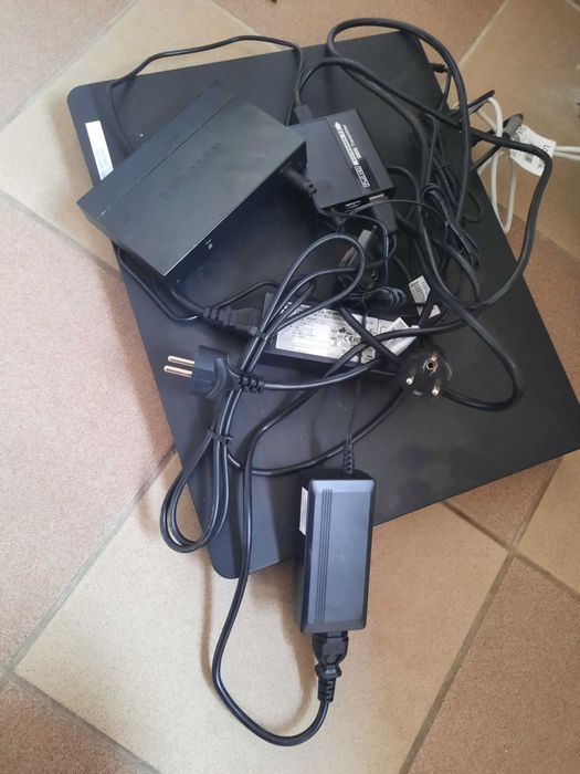 sprzedam monitoring, kamery plus rejestrator i telewizor