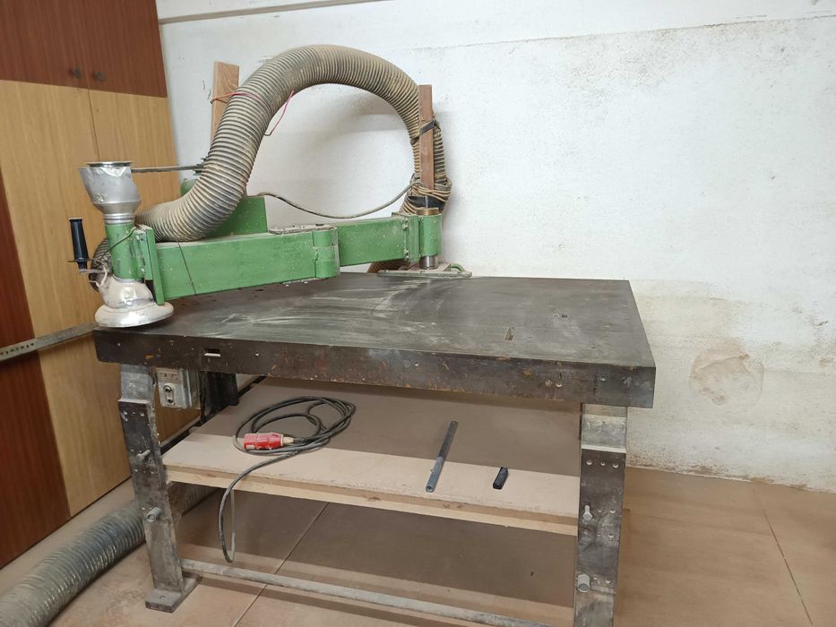 Lixadeira radial de Braço articulado disco 18cm