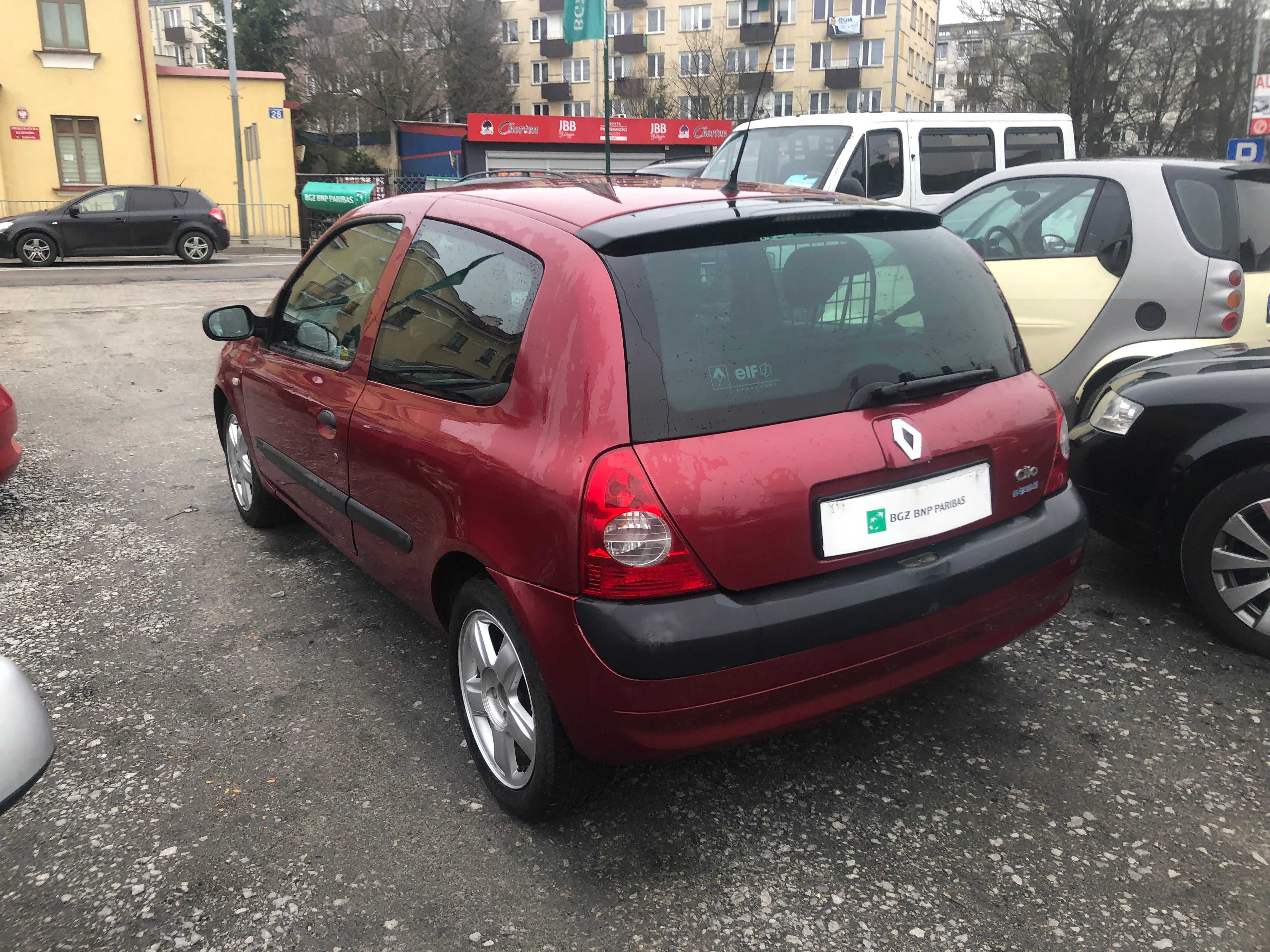 Renault Clio 1.5 dCI 82KM 2003 rok