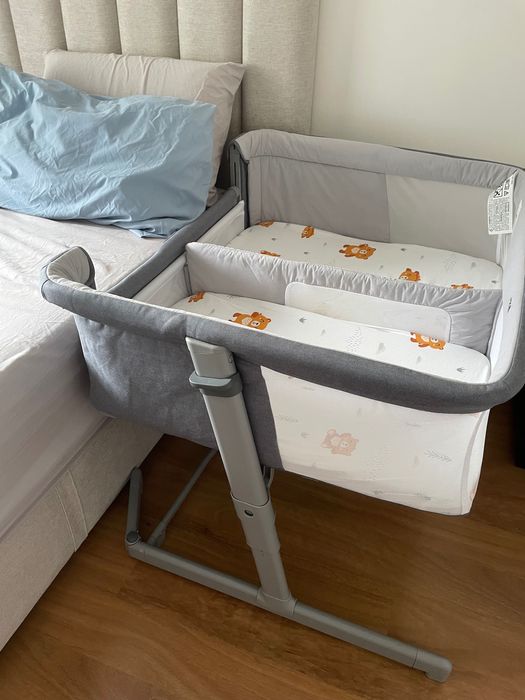 Next to me Twins/Gémeos