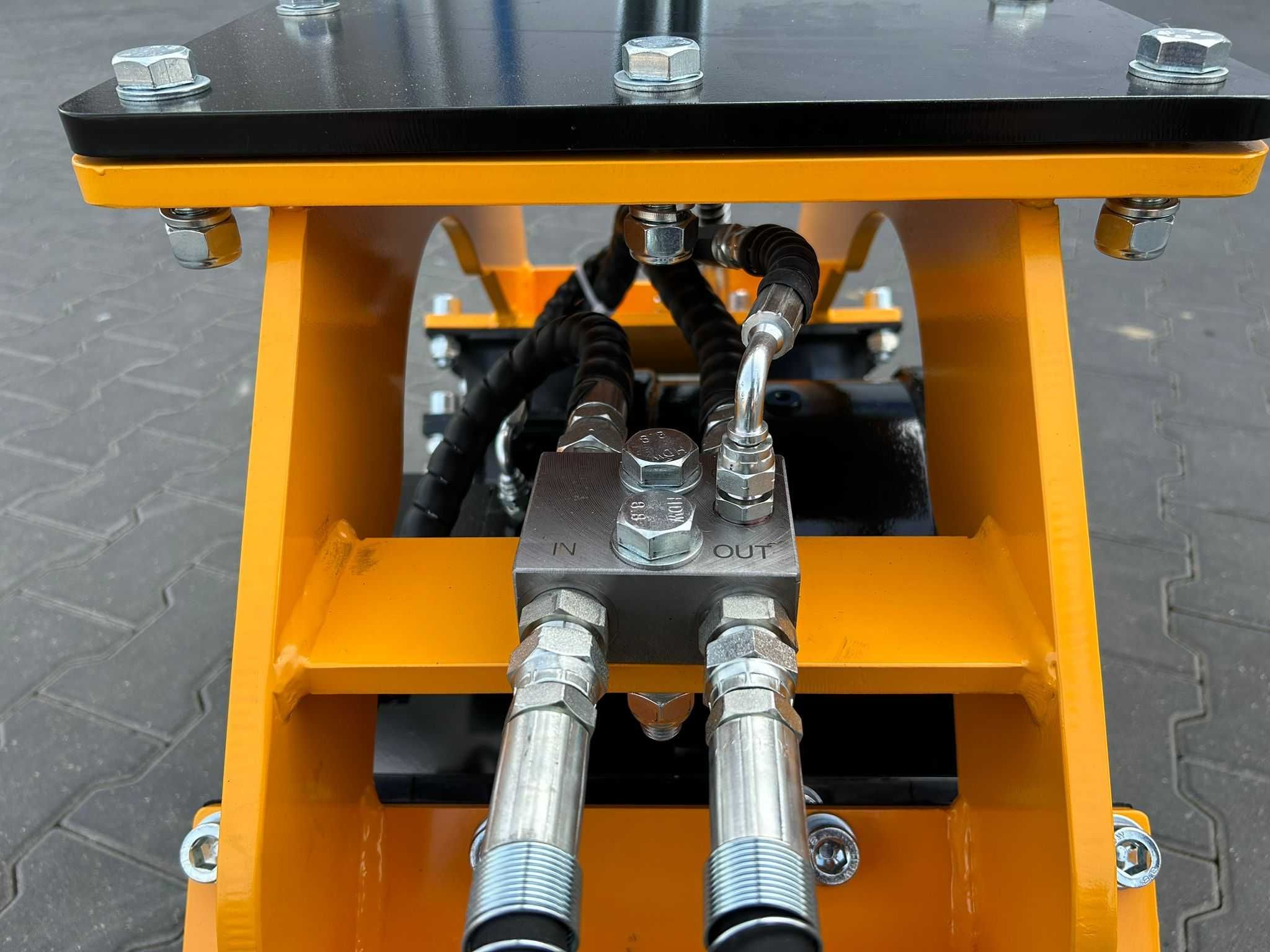 Zagęszczarka płytowa hydrauliczna KINGER PC04 295kg do koparki 4-10 t
