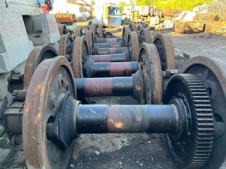 części do lokomotyw EU07,ET22,inne do lokomotyw