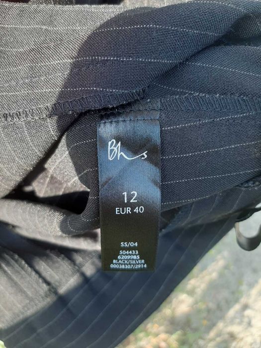 Жіночій костюм BERSHKA