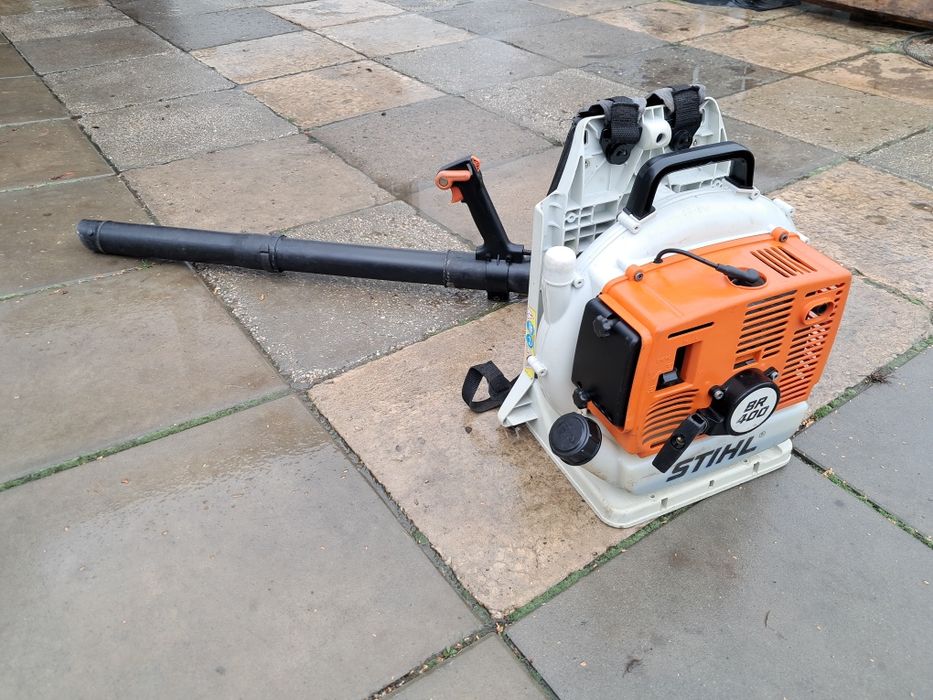 Dmuchawa plecakowa do liści stihl br400 3.5KM ładny stan br 400 420