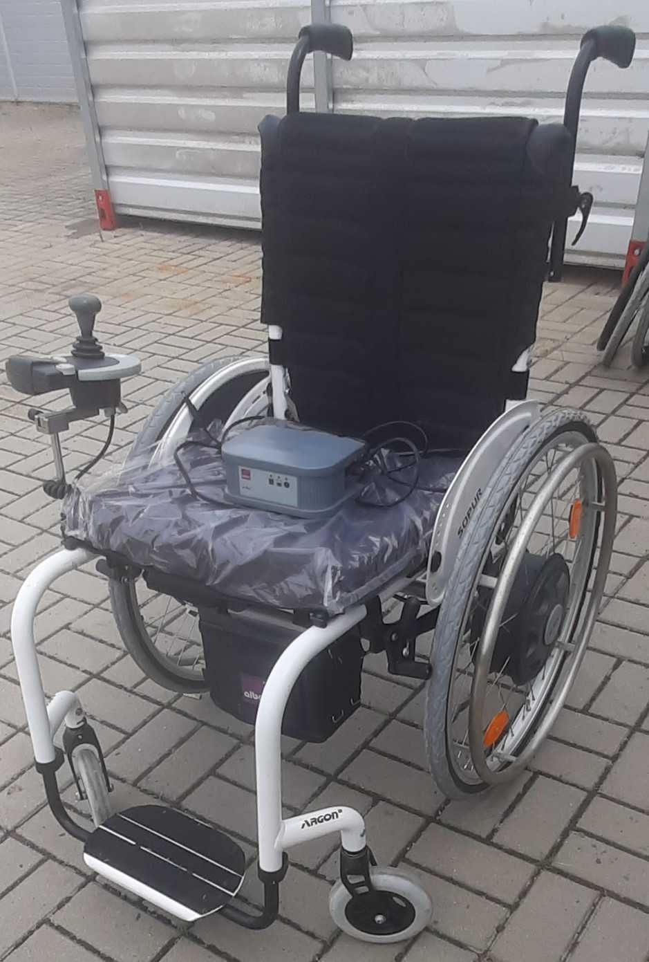 Wózek inwalidzki elektryczny aktywny Sopur Argon2 napęd E-fix 25