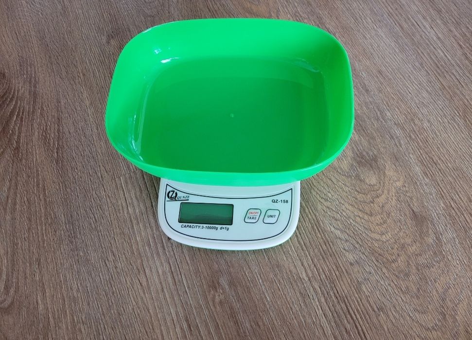 Кухонные весы до 10 кг с чашей