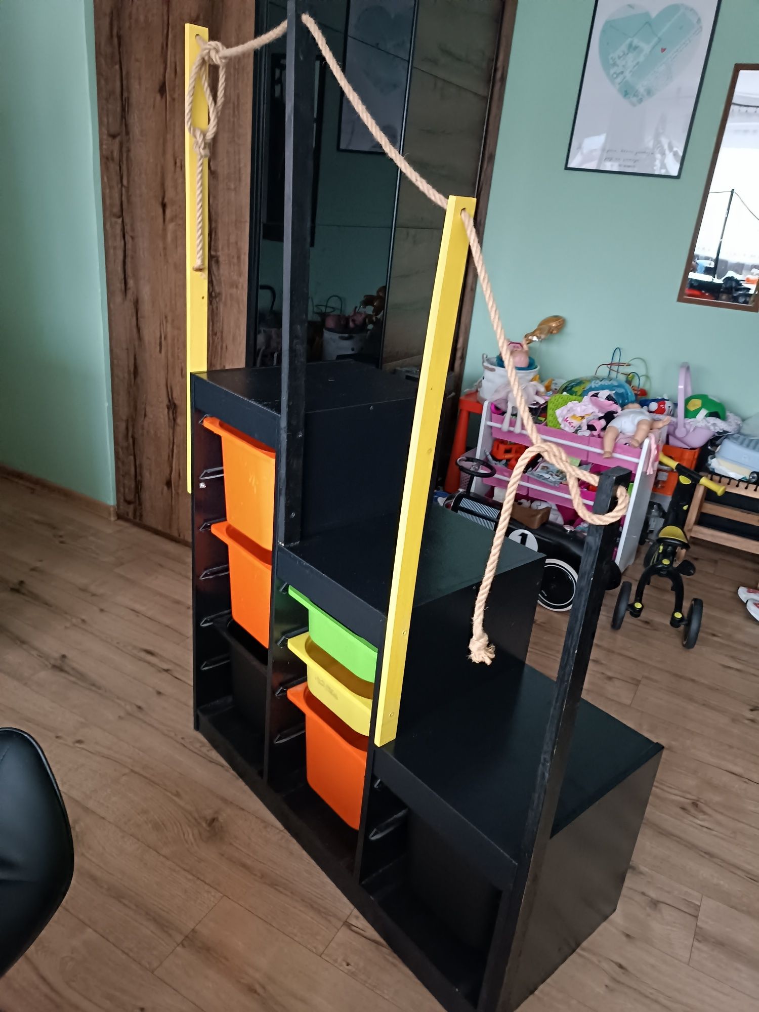 Reglał Ikea Trofast - schody