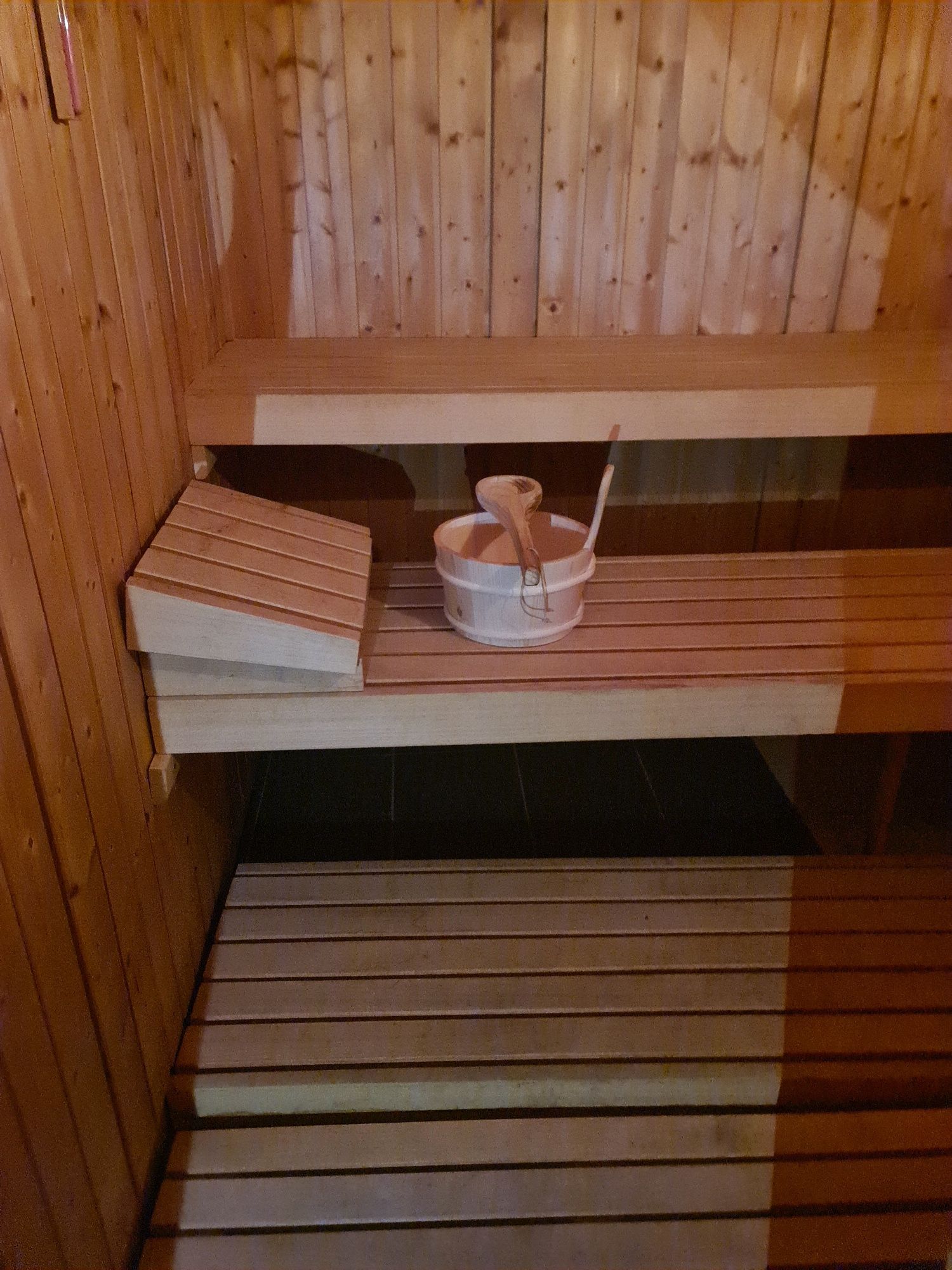Sauna sucha fińska + sauna infrared 2 sztuki z kabiną prysznicową