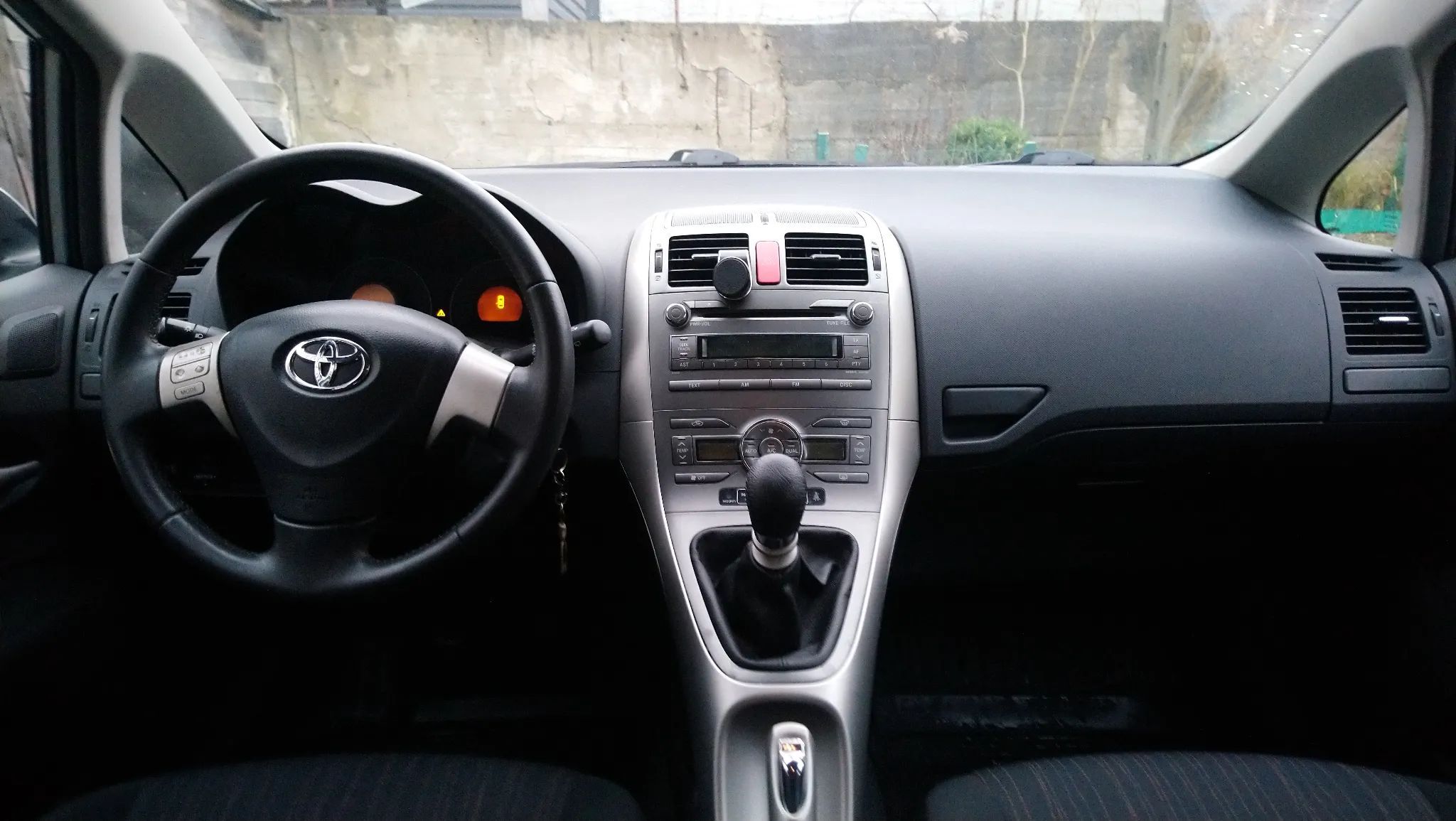 Toyota Auris D-4D 2.0 126 KM 2009 klima automatyczna alufelgi