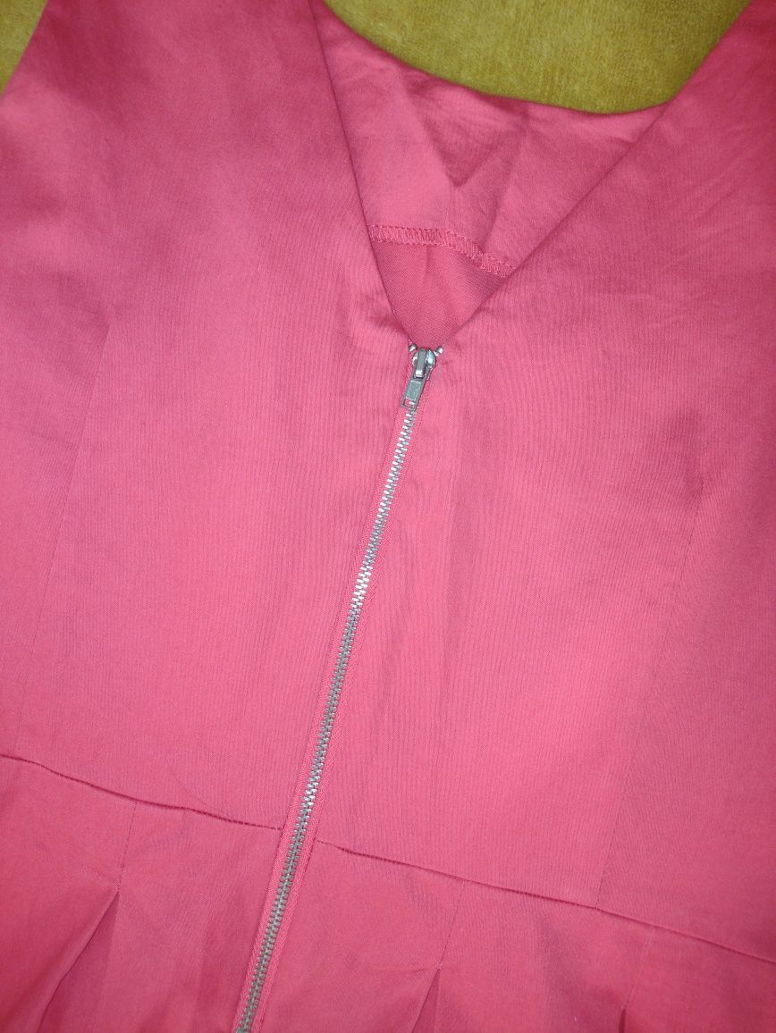 Czerwona elegancka sukienka roz. M/38
