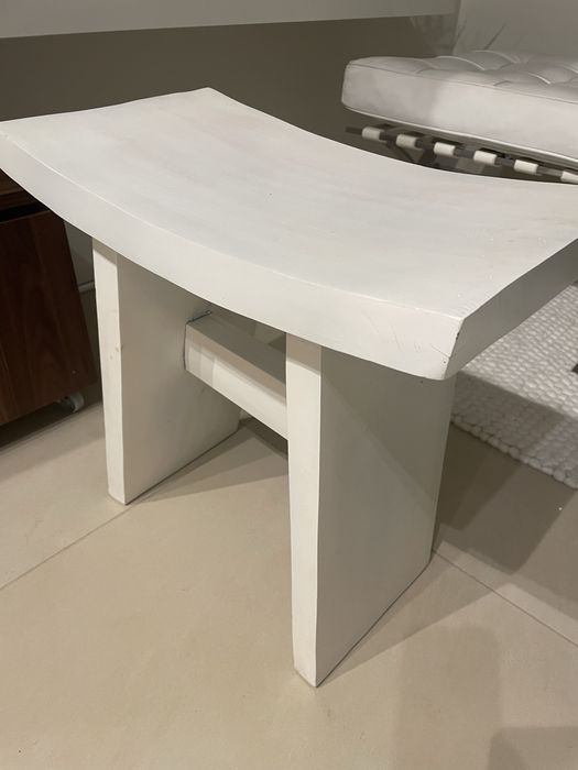 Stołek Boconcept Szogun drewno lite