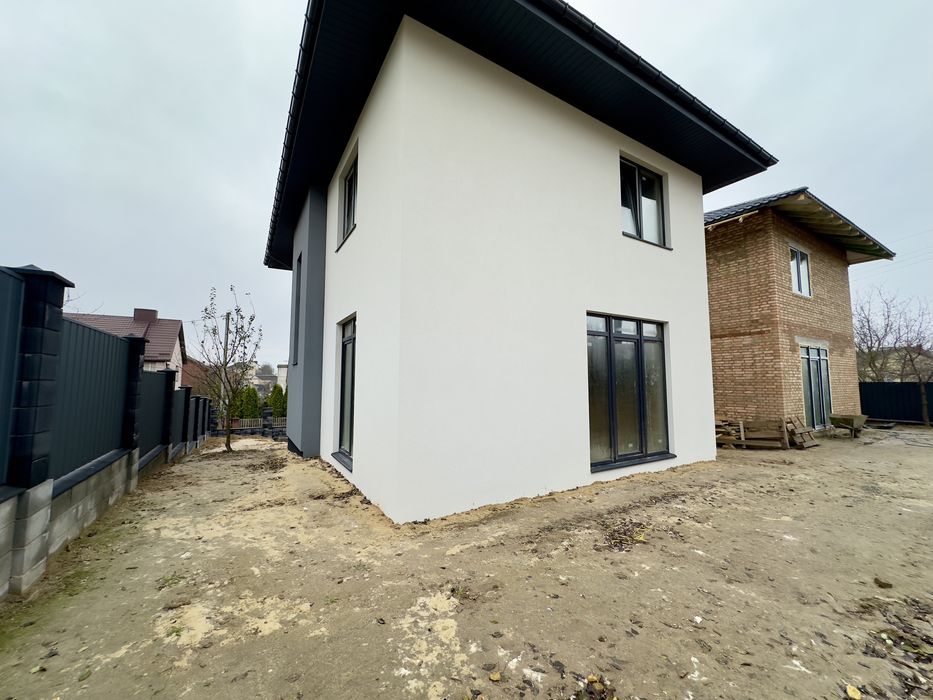 Будинок в Червоних горах