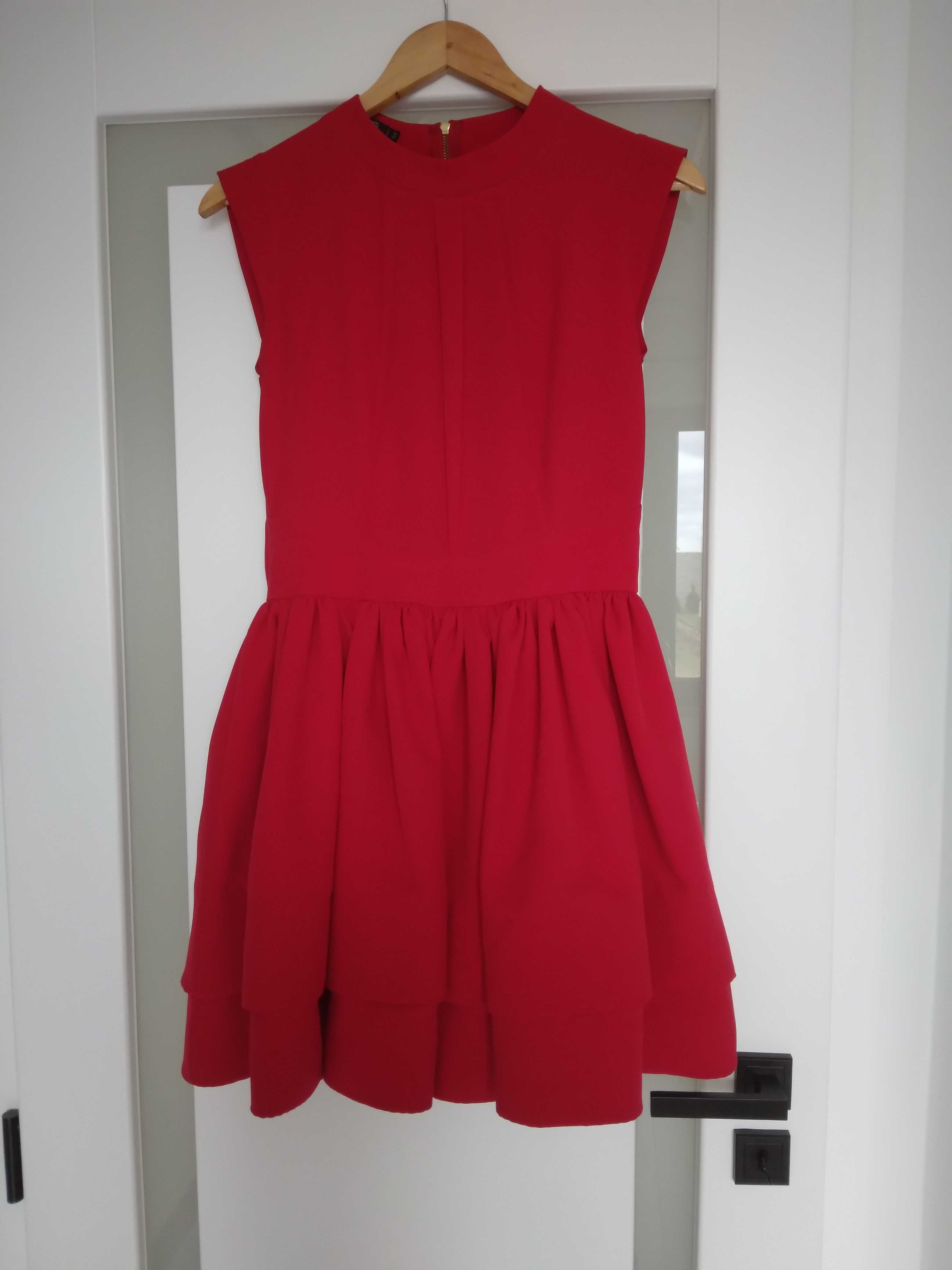 Sukienka czerwona rozmiar 36