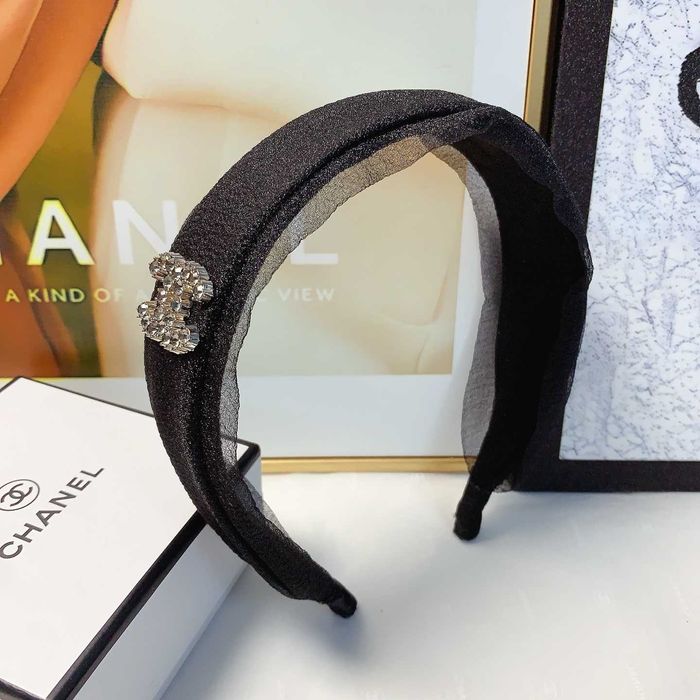 Opaska na głowę Chanel, spinaczka do włosów