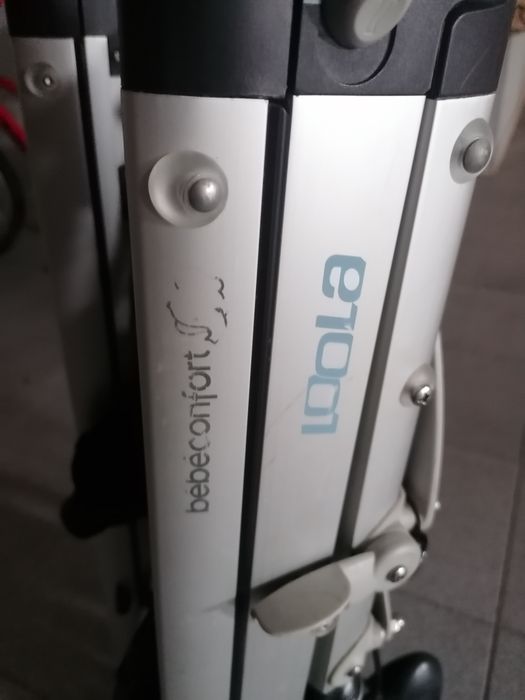 NOVO PREÇO - Cadeira de bebe com ovo da Bebe Confort Loola