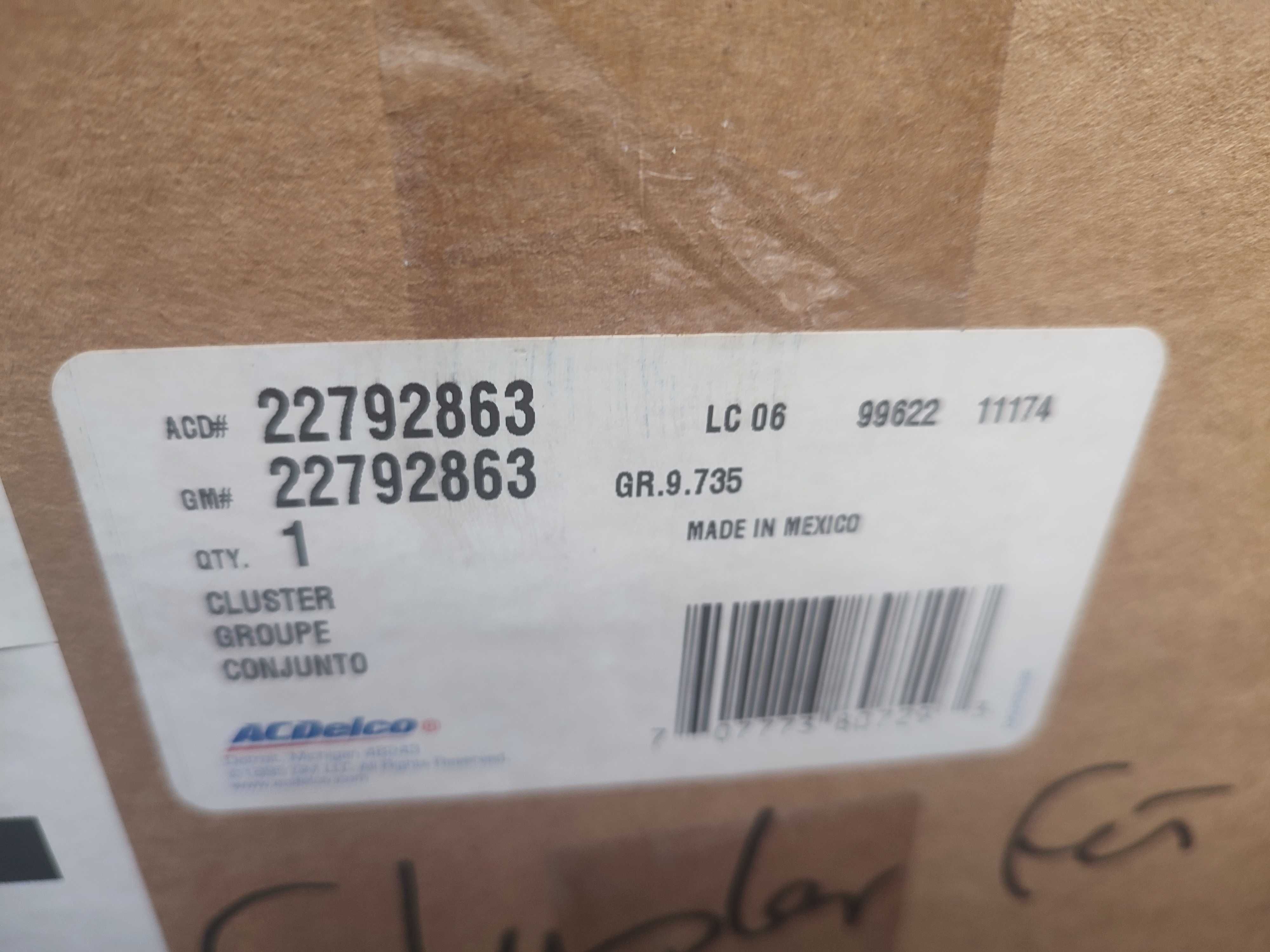 Chevrolet Traverse Gmc Acadia licznik nowy